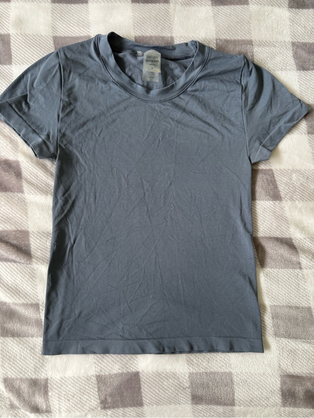 Aritzia seamless t shirt!!
